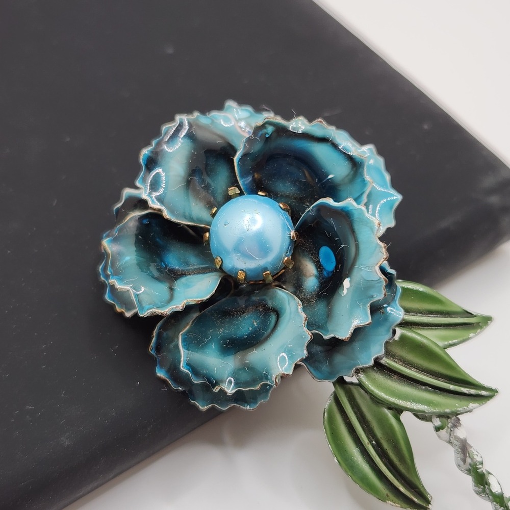 Vintage Enamel Flower Brooch Blue Teal Faux Pearl Large Mod Pop Art 60s 88